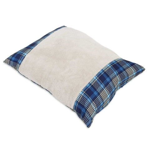 Petmate Aspen Pet Plaid Pillow Bed (36 L X 27 W X 6 H)